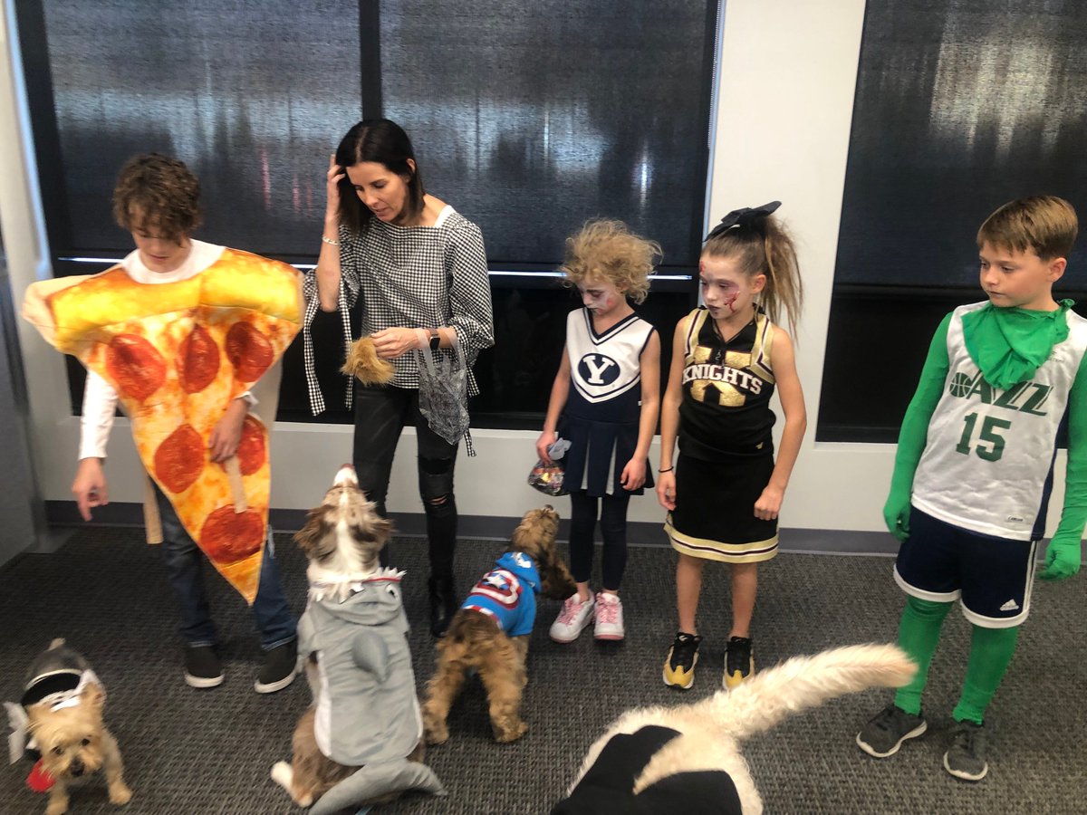 TeamXevant's tweet photo. Halloween was awesome at Xevant!!🎃 We loved all the fun costumes! A big thank you to all our visitors for making the day extra special! 

#Halloween #Spooky #TrickorTreat  #PBM #Xevant https://t.co/47SdYBSODu