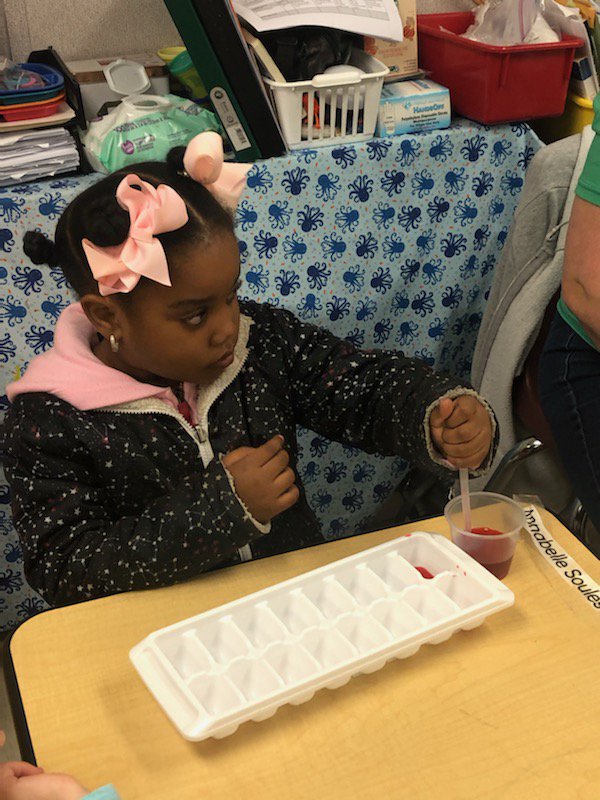 FrancesPreK's tweet photo. Love my children's hearts. They all want to help. I took out some stuff to get a lesson ready for next week and they wanted to help. Nothing like a little fine motor skills and color mixing. #buildingcommunity #owningtheirlearning @ReamsElemAP https://t.co/MCwEZpiyOF