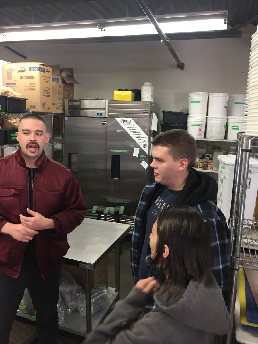 WhytecliffLearn's tweet image. Senior youth of the Whytecliff program enjoyed the experience of meeting @therealdumplingking and learning about how he started his own business. This connected youth with an energetic businessman who found success in following his passions. Great lunch to end the week 🥢🥟