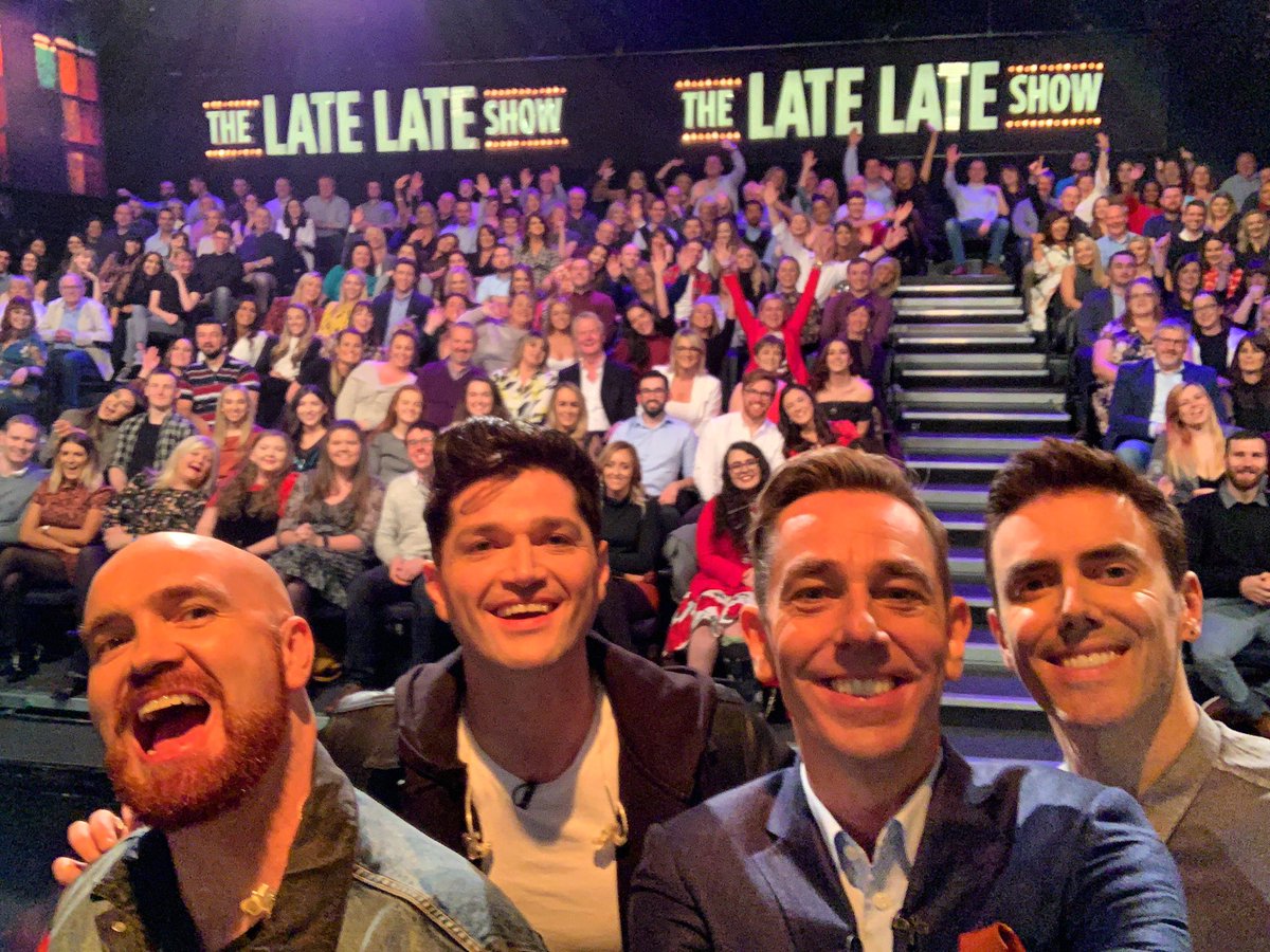 RTELateLateShow's tweet image. We’re right now with @thescript! #LateLate