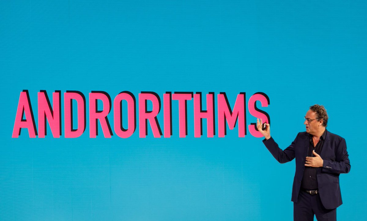 derFuturist's tweet photo. Here is my complete talk on Technology and Humanity - the future, at #sibos2019 innotribe in London ... mobile version:). You can also watch or download it via https://t.co/QuMmxHN7W7 #digitalethics #techvshuman https://t.co/QPgayL7bZt