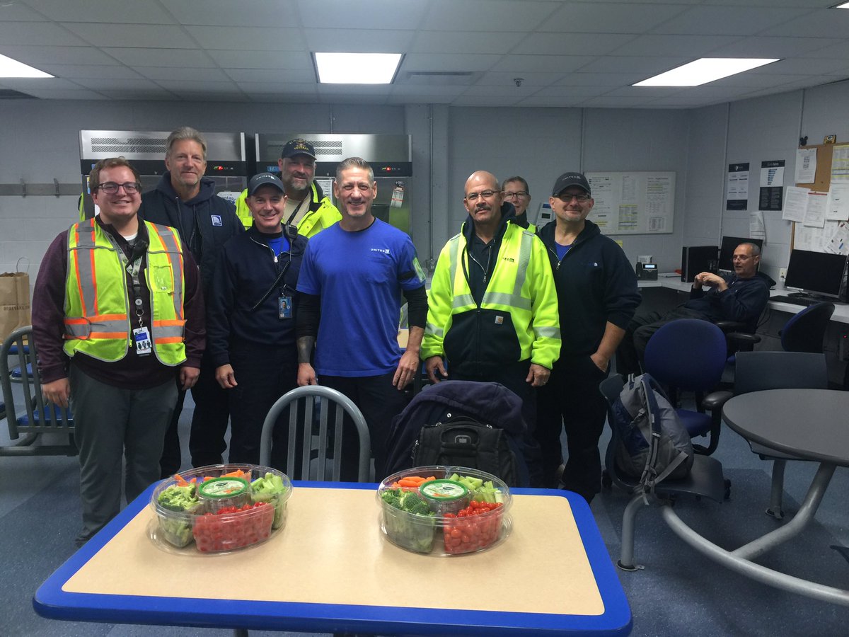 CLE Team Celebrating B Fessler 30 Years of service with some Veggies! Congratulations and Thank You for all you do for CLE Butch.@Kristin0976 @weareunited @pamelapollak