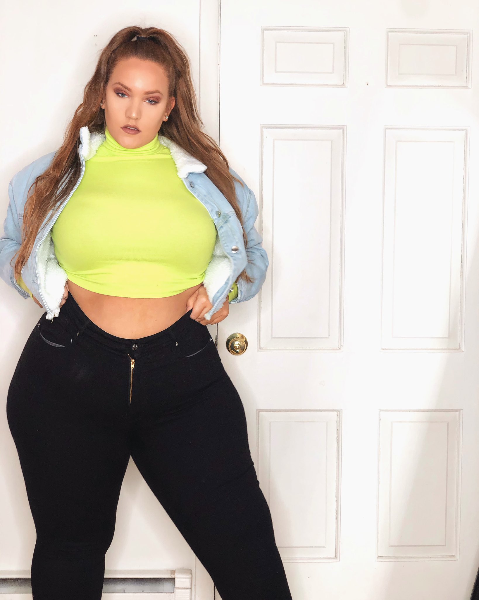 Hot girl best sale summer outfits 2019