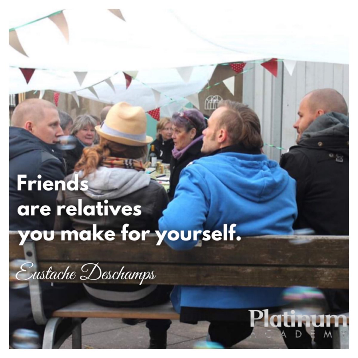 🌱 Hur kan du knyta din bästa och närmsta till dig den här helgen och påminna dem om att de är värdefulla i ditt liv? Kanske ett välformulerat sms räcker, eller en fikainbjudan?

Trevlig helg!