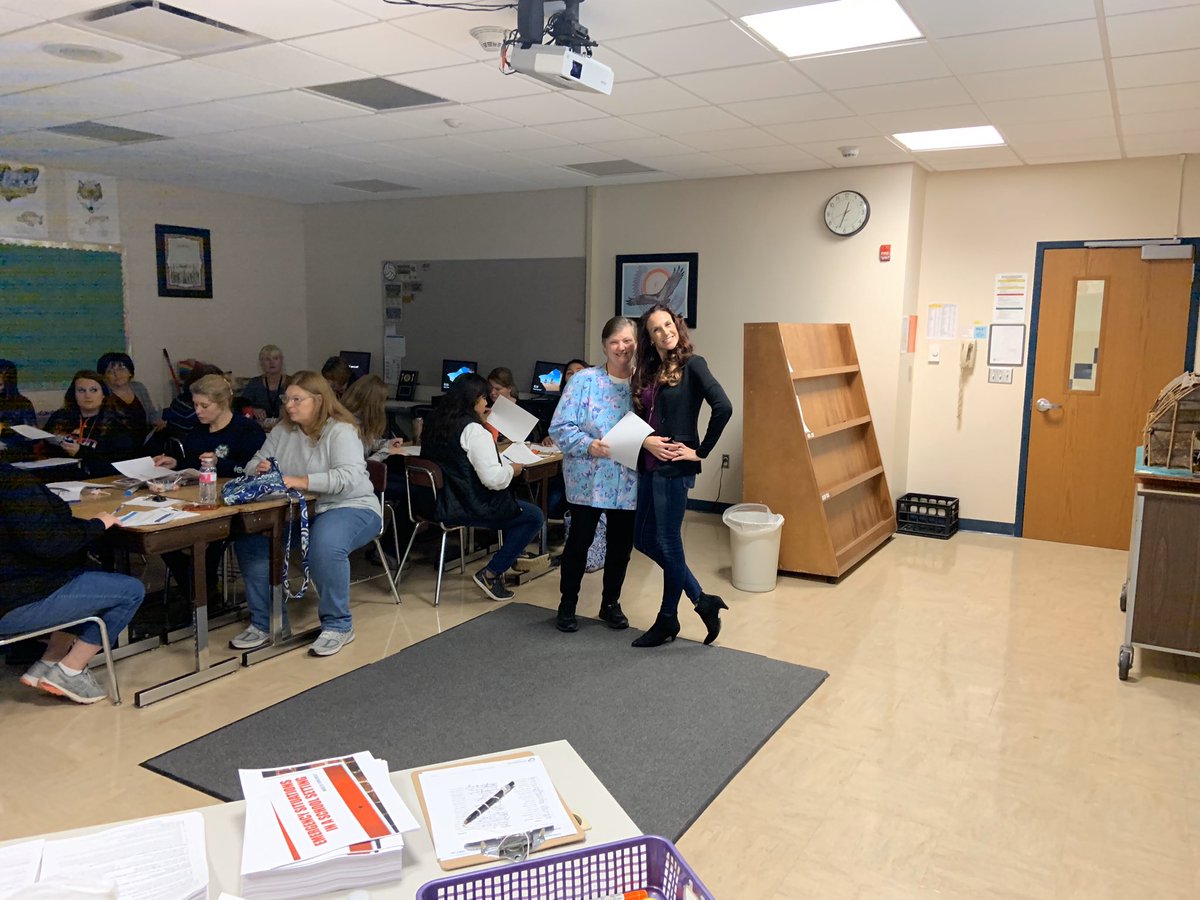 TaweeponFarrar's tweet photo. Faculty and staff teaching faculty and staff! Special Education, Tonawanda Seneca Culture, and Emergency Situations (Allergies, Diabetes, Seizures) #bestprofessionaldevelopment #collaboration https://t.co/CLdAMYTnkZ