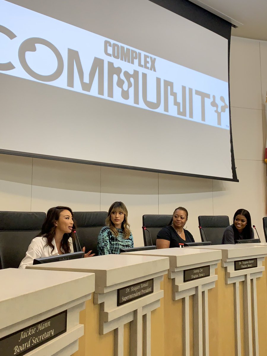 ComplexCon's tweet photo. Complexities of Being Female -
#ComplexCommunityWeek Panel
@jeanniemai, @FCItweets CEO Tera Hilliard and @KarenCivil sat down with @Natashalexis_ to talk overcoming insecurities, using your voice and prevention education for human sex trafficking. https://t.co/FrbmLakH0q