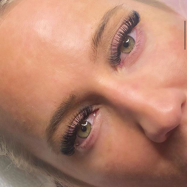 EyeCandyUpdates's tweet image. Oakville's Best lash Extensions &amp;lt;3
#burlington #volumelashes #spraytanning #eyelashes #lash #teethwhitening #venusversa #lashextensions #burlingtonlashextensions #lashextensionsoakville #lashdecor #laser #lashtechnician #lashextensions #lashroom #oakvillelashextensions
