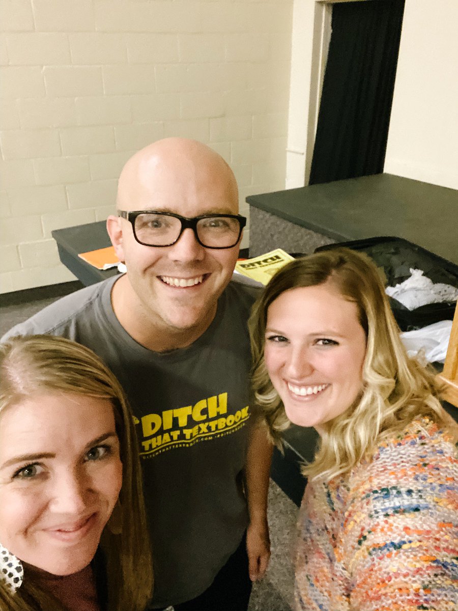 Ashley_J81's tweet image. Tech and teaching rockstars @bdarringtech &amp;amp; @jmattmiller   I want to be like them when I grow up. Thanks for alll the learning, inspiration, and reminders of WHY I do what I do today. #mcsdtech #mcsd331