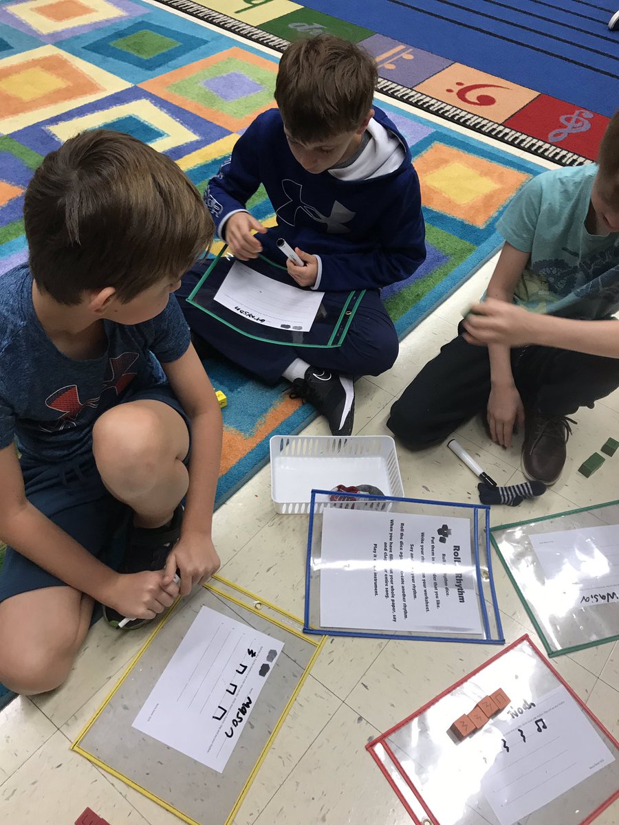 KESMusic tweet media