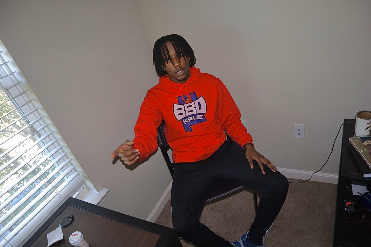 darealwesgee's tweet image. First of many hoodies to come on the website 😅🥶 y’all stay tuned 🔜

#BBOKrue 🌐🚨 #CEOVibes 💰