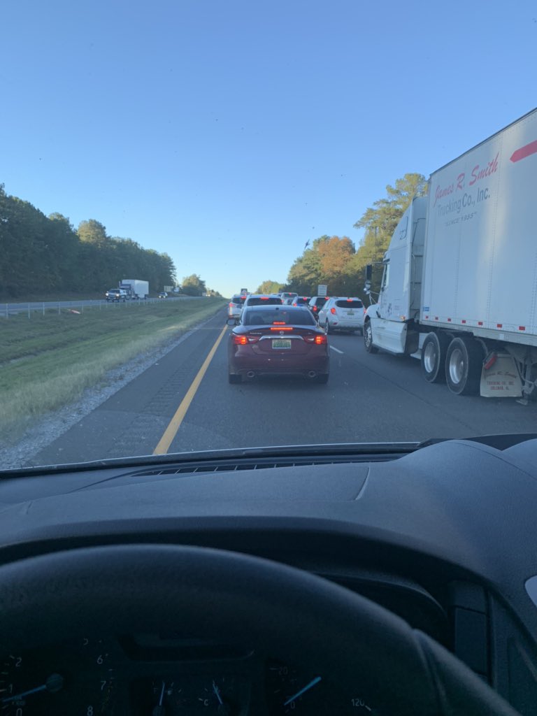 jsgcsa's tweet photo. Second lifeflight landing on 65 near Peach Park. https://t.co/s8Sg66wi5C