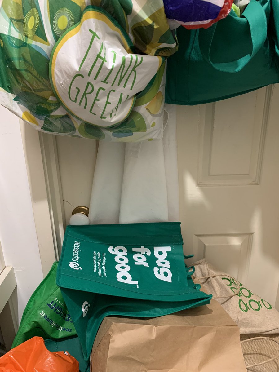 DJRacingandPace's tweet image. Already a dollar down on Derby Day after going to the shops and forgetting to take one of the sixty seven bags I have at home. 😜