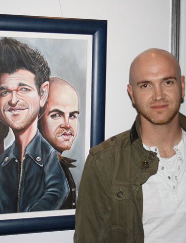 nialloloughlin's tweet image. Fantastic performance by the @thescriptofficial on tonight’s @RTELateLateShow Here they are posing with my painting I did of them #thescript #thescriptofficial #sunsetsandfullmoons #thelasttime @thescript_danny