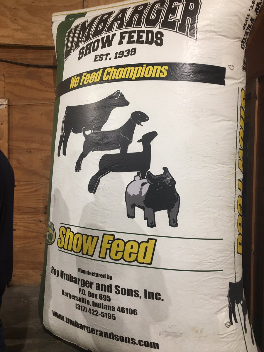 grf_ffa's tweet image. Day 2 and 3! Went to the rodeo! Made visits and went on tours! Everyone enjoyed it and had a lot of fun! #WeAreGRF