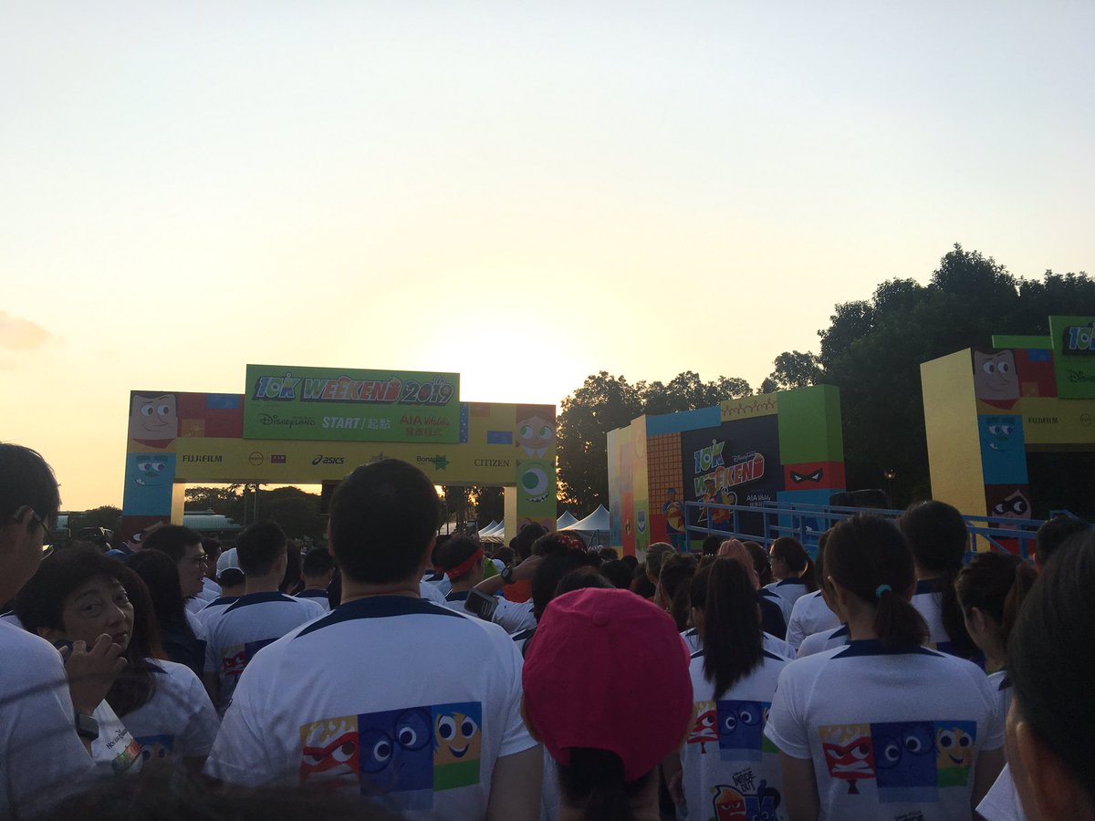 oochanno's tweet photo. ワクワクが止まらない！！
#10KWeekend ＃HKDL https://t.co/ZzjthEzdYf