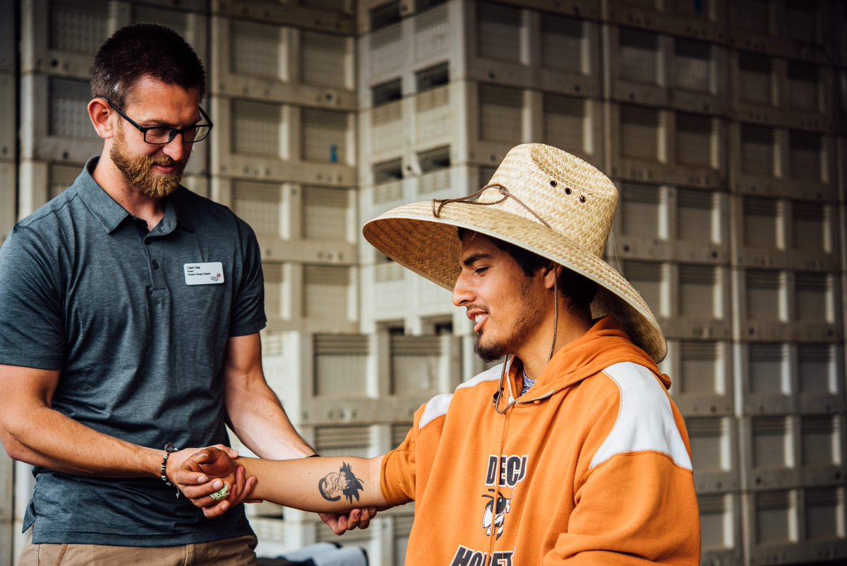 From May-September, we begin ¡Salud! worksite wellness clinics—but we work year-round connecting patients to healthcare services, negotiating medical bills on their behalf, and even accompanying patients to their appointments for medical interpretation. 

📷 | <a href="/kathrynelsesser/">Kathryn Elsesser</a>