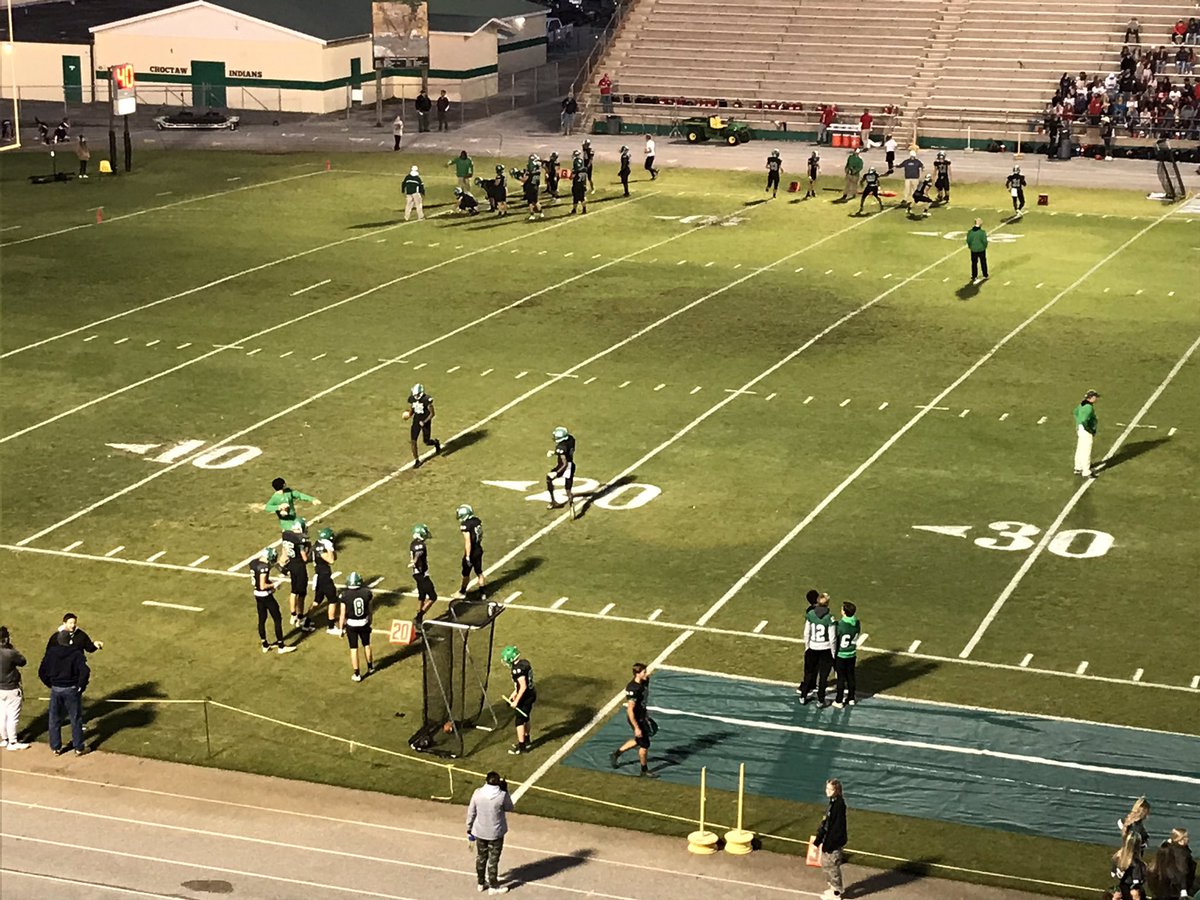 WEARDanielg's tweet photo. #TheRival @FWBHS_Football at @BigGreenIndian kicking off the 49th time they met to play football 🏈 Highlights only on #PrepFootballFinal. @weartv @WEARDanShugart @stevenissim https://t.co/GL2WbvveIE