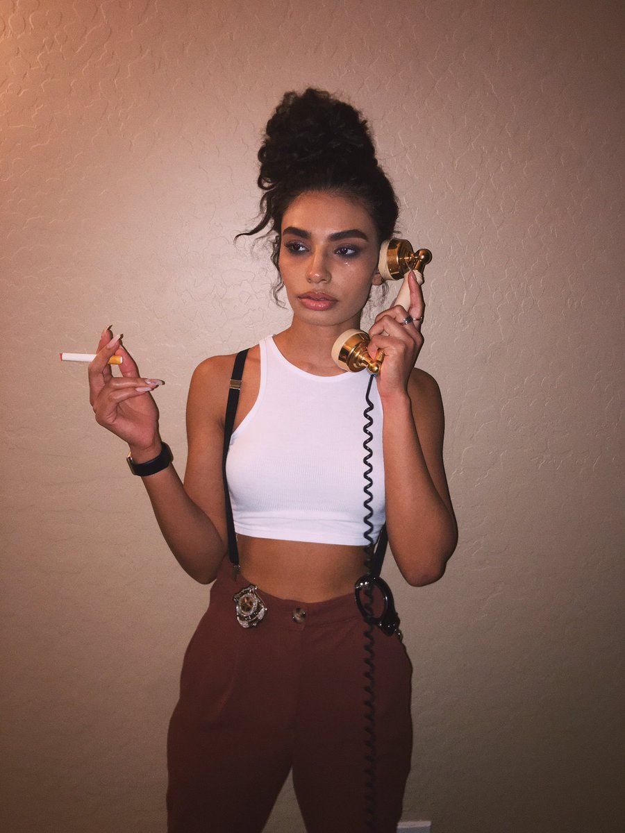 JordinDrake's tweet photo. hey mom, I'm a genius @euphoriaHBO https://t.co/UZoco35XOI