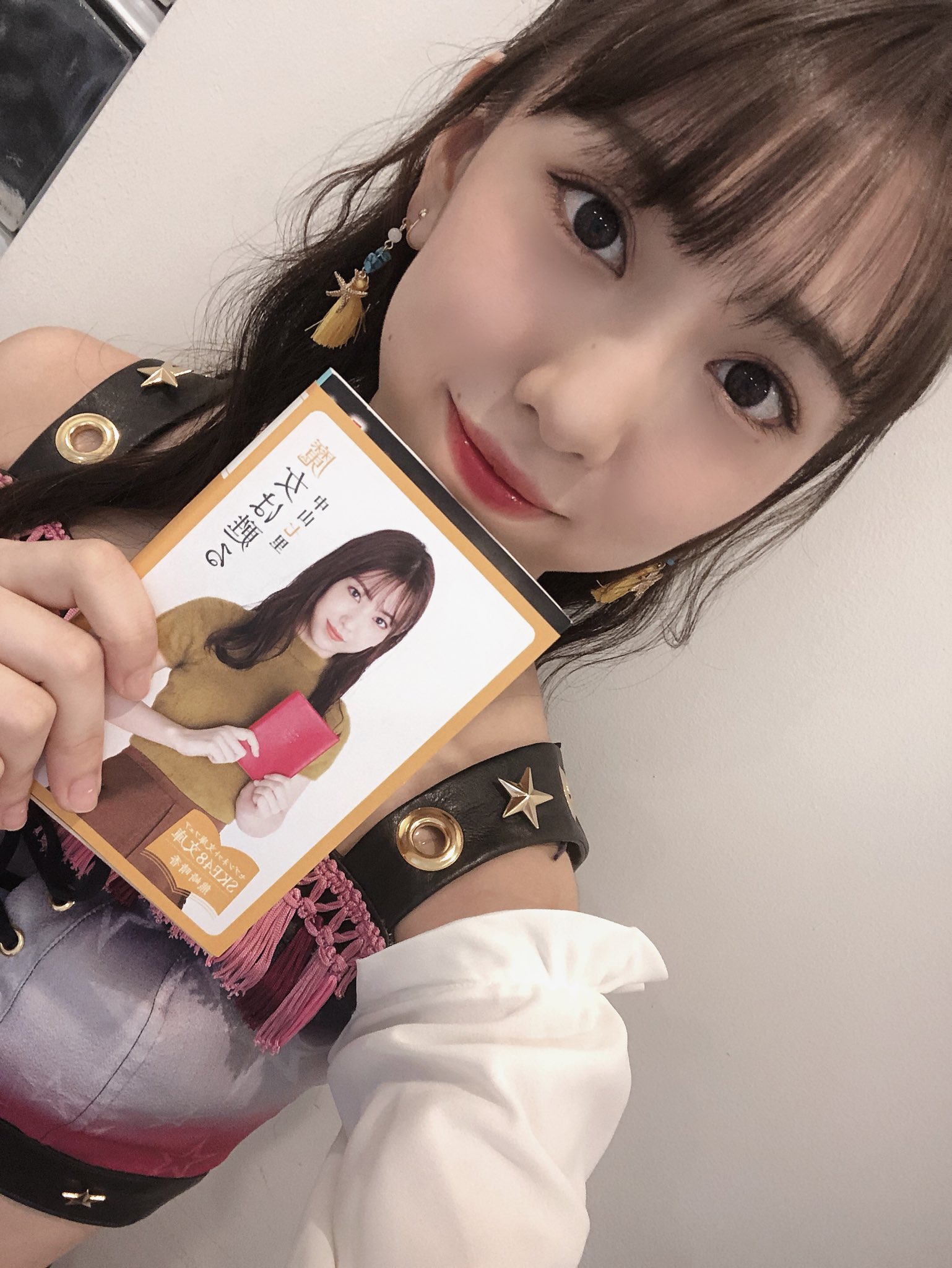 熊崎晴香 Ske48とセブンネットショッピングがコラボレーションします Ske48文庫 期間限定発売 セブンネットショッピング でしか買えない限定スペシャルカバーやしおりつき 熊崎の担当カバーは 魔女は甦る 本を読むには良い季節ですね