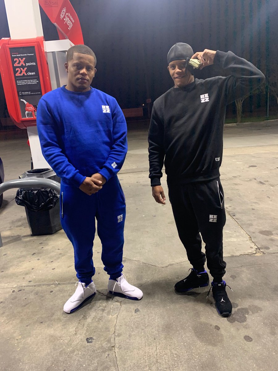 _1091HoggLife's tweet photo. 🗣 We Been sQuare Bizz 😎💪🏾😎💪🏾 @LilGladysY 🤞🏾😤🎯💯 https://t.co/0VAc7e86Vk