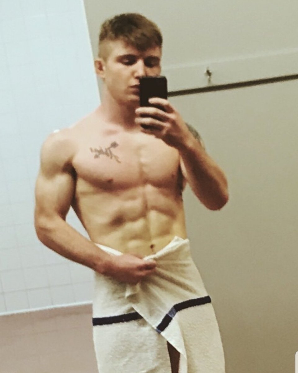 GayMuscleLover's tweet photo. https://t.co/9Y0DR45Ugj
