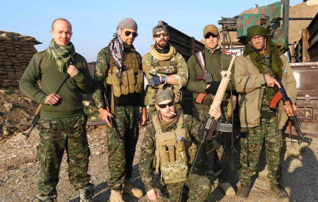 WorldCitizenLA's tweet image. #FlashbackFriday | #YPG | #Americans

I N T E R N A T I O N A L I S T S