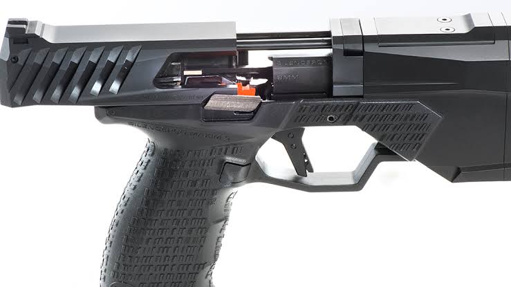 кроссовер li l9. пистолет максим 9. L9 max 2023. Li one электромобиль 2021. Leading ideal l9 гибрид салон.