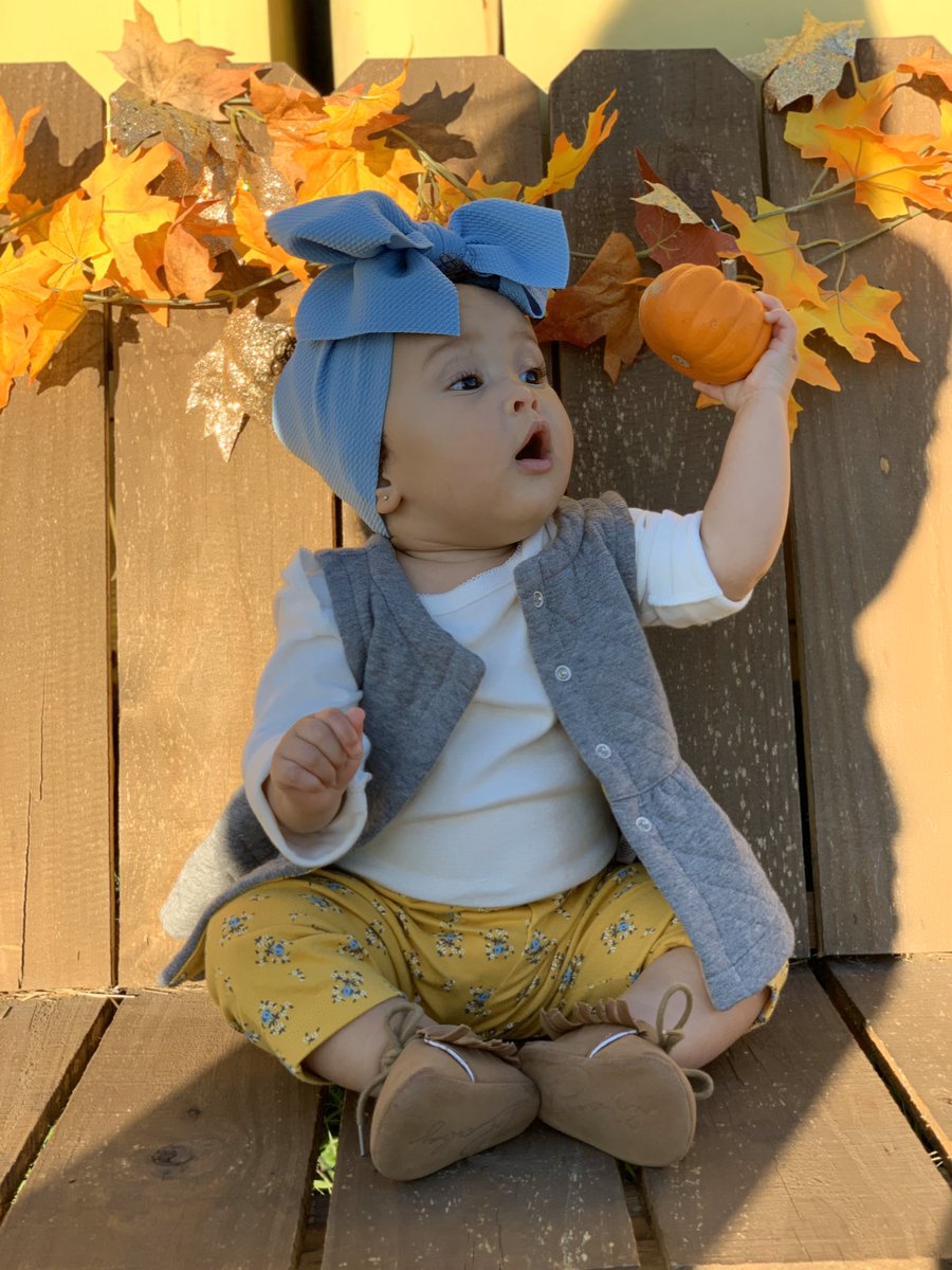 Grahm_9's tweet photo. The love I got for you is unreal. Life changed when i met you! The happiness you bring me is something special, daddy princess forever. 🎃🧡 https://t.co/rknuazwjhX