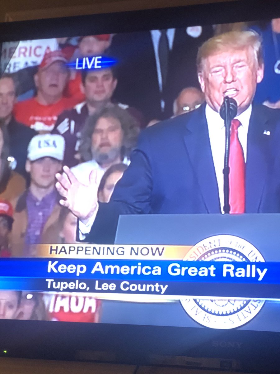cdwages's tweet photo. I see you @LelandBulldog https://t.co/cAHcgviMrO