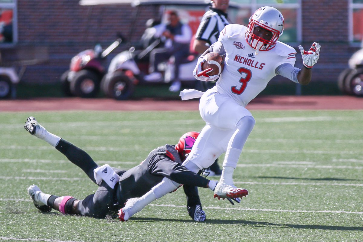 Nicholls_FB's tweet photo. #FlashbackFriday ➡️ Our last trip to UIW in 2️⃣0️⃣1️⃣7️⃣

#GeauxColonels ⚔️ #r19htNow https://t.co/PTxewxVGRG