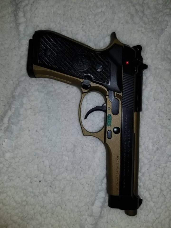 _Gun_Lover's tweet photo. Rt if you love #guns https://t.co/PWgemXL7Nm