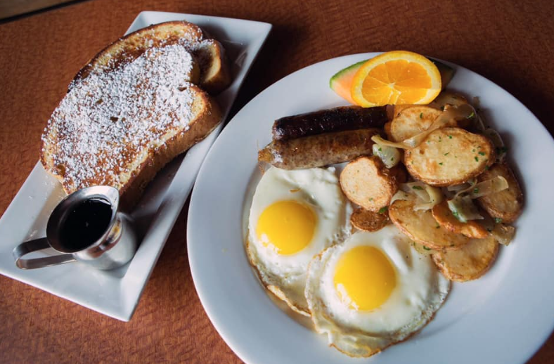 eggspectation's tweet photo. Roll Call .... who’s joining us for Brunch this Weekend 🙋‍♀️🥂? 
Eggspectation has you covered with all your favorite Brunch selections and don’t worry we didn’t forget the Bloody Marys or Mimosas. https://t.co/Rh4RFy7IGS