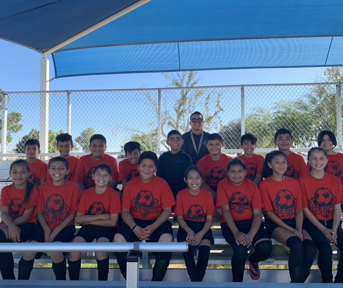 AsesHawks's tweet photo. Thank you for hosting @OOtters We had a great time 🥅⚽️ 🎉 #HawksRock #ASESHawks #afterschooliscool #ASESSoccerLeague #Afterschoolmatters https://t.co/G2jGJN5NQf