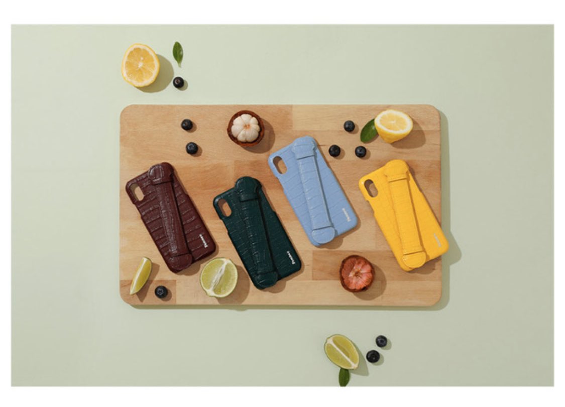 offsitenow's tweet photo. #Fennec iphone X/XS Handle Case - 1740 บาท https://t.co/RIy7eDvB0t