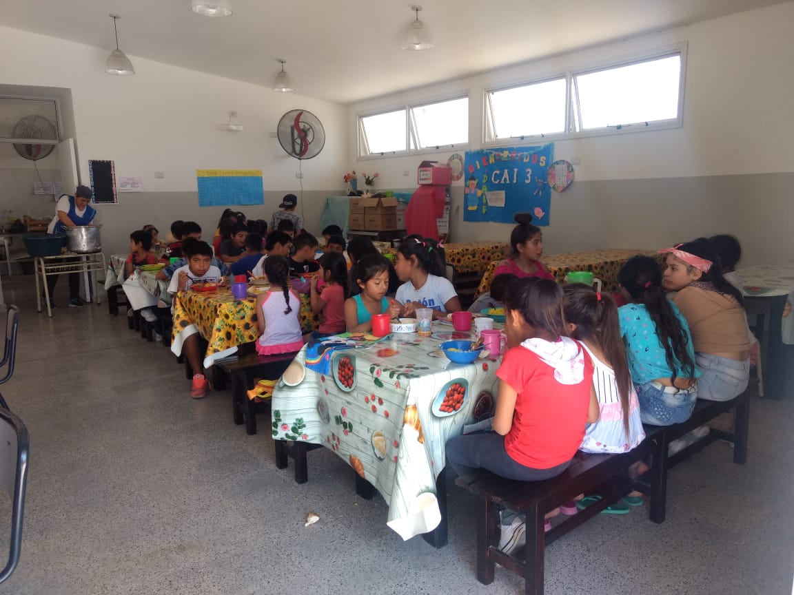#EscuelasPAS en donde nuestros Niños necesitan más. Una alimentación Saludable con mucho amor y dedicación. #PlanAlimentarioSalteño
<a href="/pas_atocha/">Plan Alimentario Salteño. Escuela Nuestra Señora d</a>
<a href="/artydance23/">Gilda Rodríguez</a> 
<a href="/patriciapinasco/">Patricia Pinasco</a> 
<a href="/fguillesaavedra/">GUILLERMO SAAVEDRA</a>