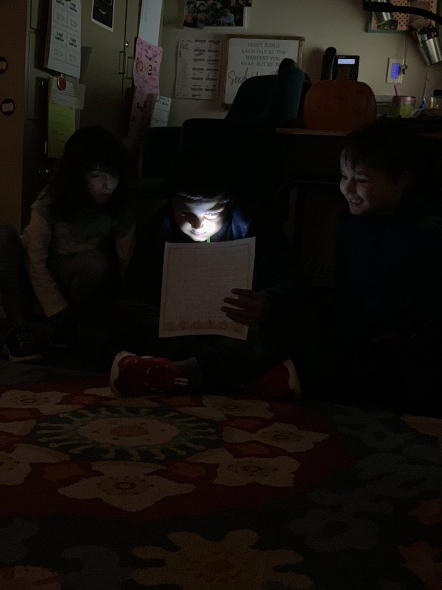 Elizabeth Rose tweet media