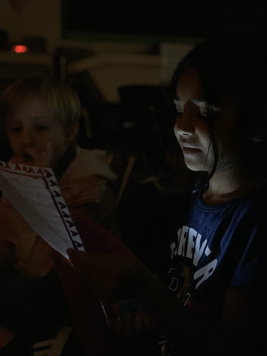 Elizabeth Rose tweet media