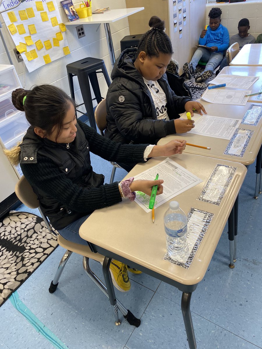 MsMurrayNTES's tweet photo. These kiddos are working so hard with their peers on analyzing and explaining text structure! They brighten my day each and everyday on how hard they work!!! @MsHollinsNTES @KrisCoston @NTES_BCPS https://t.co/hwDx8jqRFm