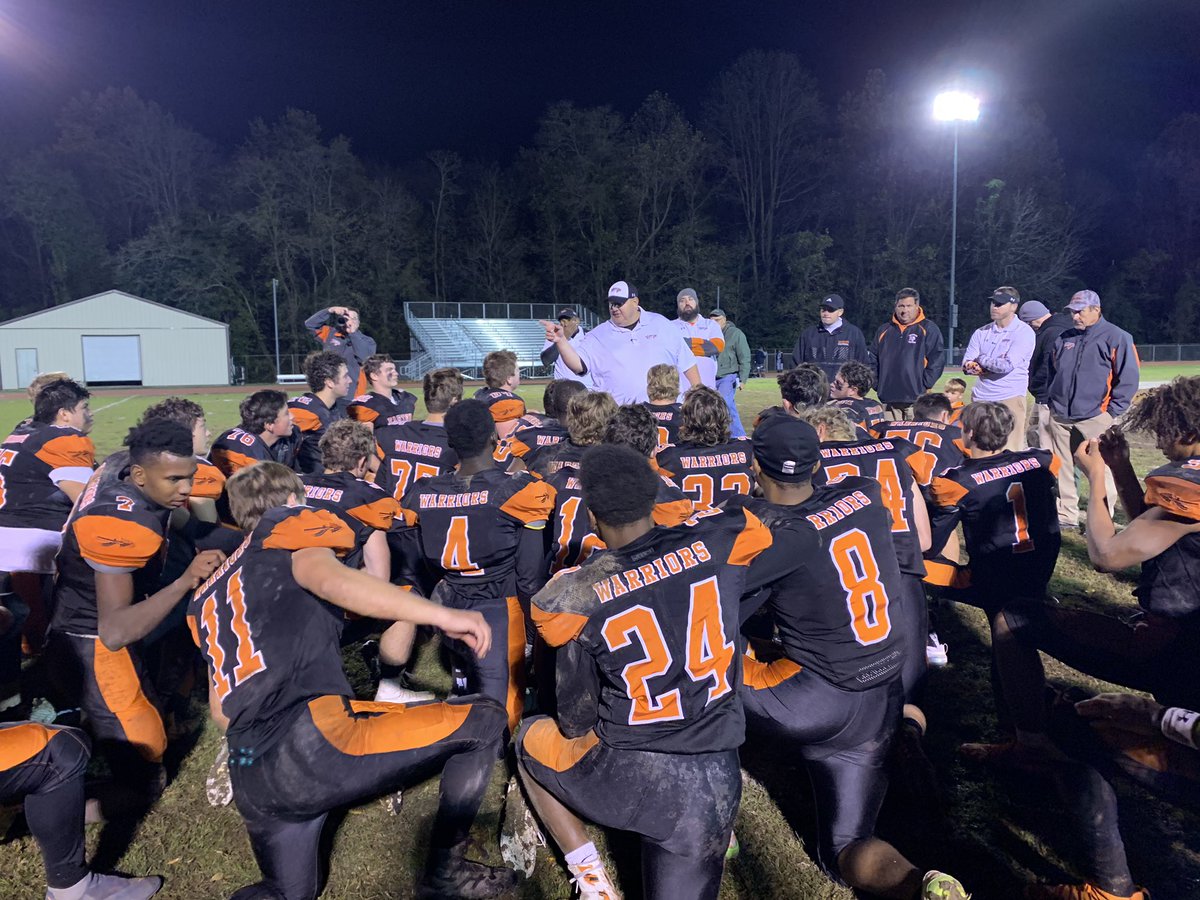 INTERCEPTION EASTON!

Brogan Stofa picks off CSD for the game sealing INT!

Easton takes it 40-34 in the INSTANT CLASSIC!

Catch the insane finish at 11 only on #delmarvasportsinsider!