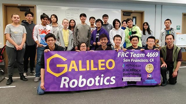 Team’s a bit small, but we’re still coming strong! #frc4669 #omgrobots #firstroboticscalifornia ift.tt/2C3lHc7