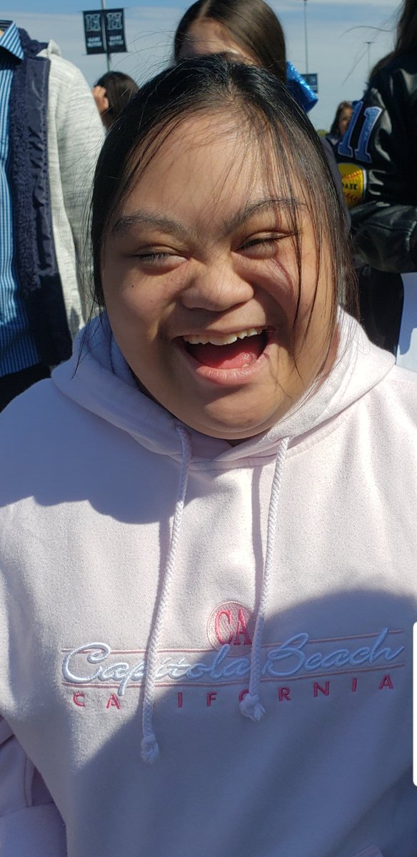 HarlanAVID's tweet image. This is what Fun Friday looks like at Harlan High School!!! @NISDHarlan @NISD_AVID @HarlanCheer @NISD @harlanhawkmedia @NISDSpecialEd @HarlanPtsa @HarlanHSBand @HarlanSEDept @QuirogaRuby #trunkortreat #milesofsmiles #limitless #weALLlearn