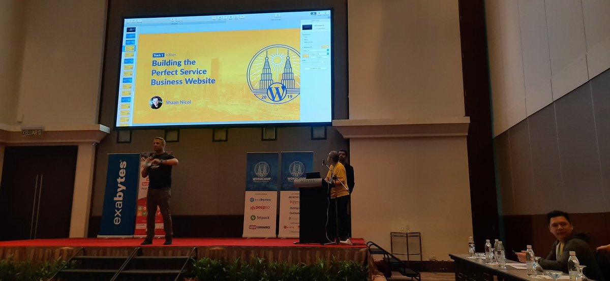 vishalmukadam's tweet photo. Building perfect business site @WordCampKL #WCKL by @thek1w1 https://t.co/ChRGLdUz2O