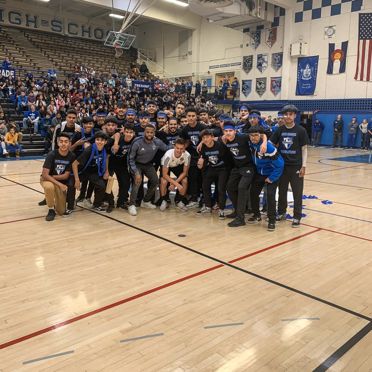 ⚽️ Big thanks to the Alameda International High School Boy’s Soccer team for having us at your pep rally today! Best of luck in the playoffs 👊 #Rapids96 | #Elevate