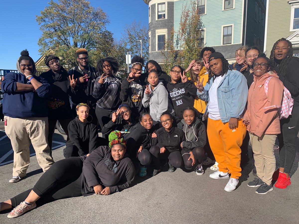 sheathescholar's tweet photo. There were a ton of highs and lows today, but one of the highs was when @OompOutLoud happened to be driving by while our girls were singing “Brown Skin Girls” and they serenaded each other and then took this picture when she stopped by to show her support to #POCatBCCS. ♥️ https://t.co/i6kqFA1lY8