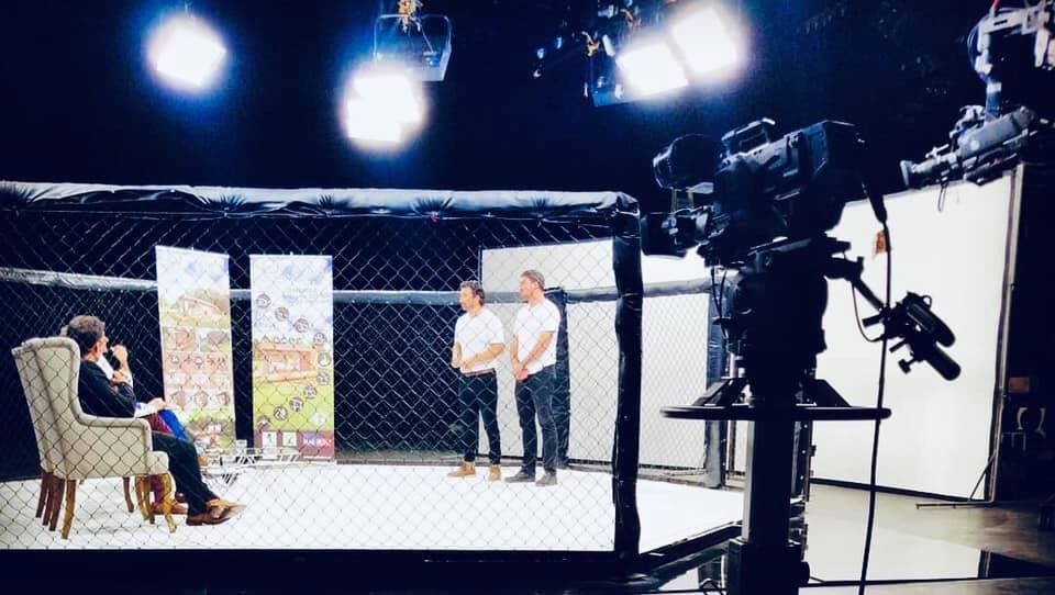 Jaula de Negocios Chile 🇨🇱 
Capítulo Final 👉 youtu.be/dv0X4aRwuAw <a href="/RobertoMussoM/">Roberto Musso</a> #jauladenegocioschile #canal13C