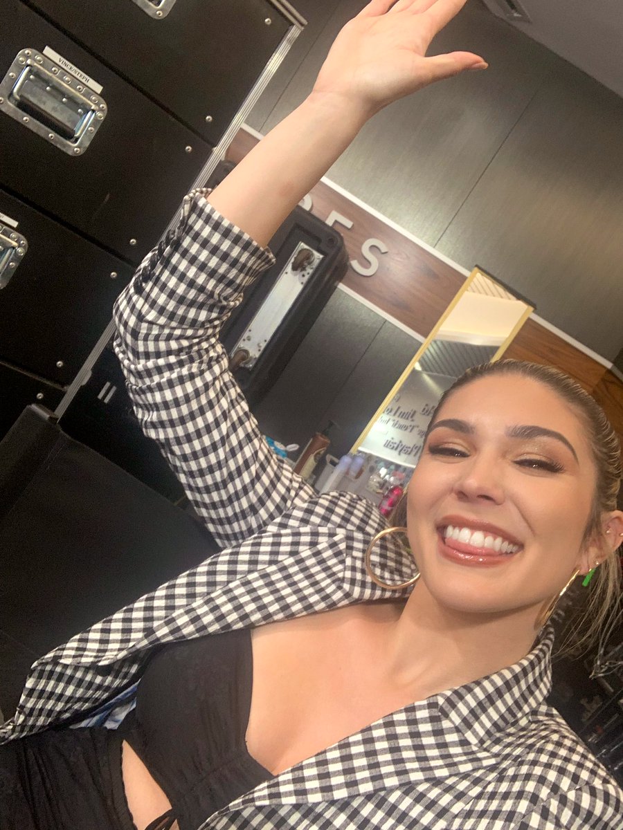 View image on Twitter