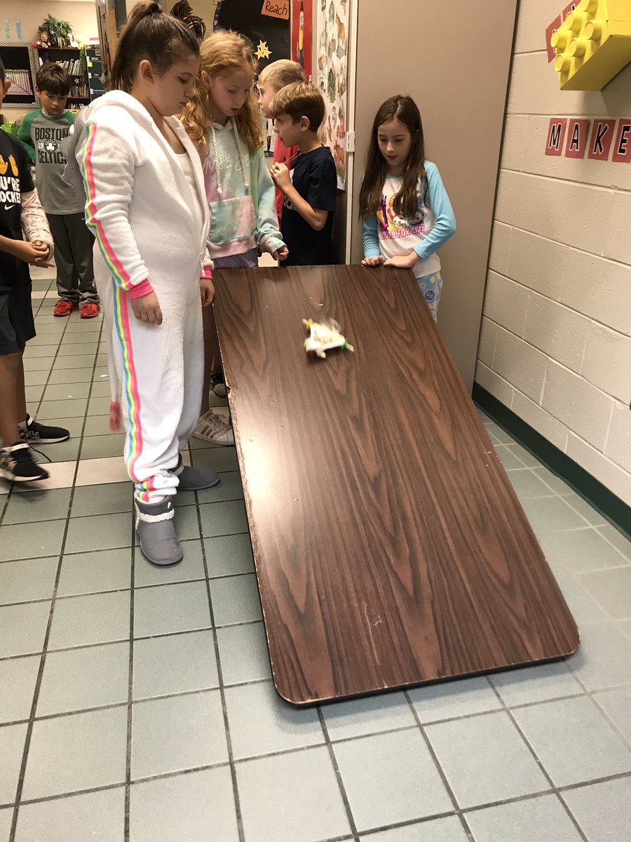 dentsdesigners's tweet image. We had a fun day building cars with #kubota. Make sure to check out our Instagram story for more pictures! #mtamarlins #focusproblem #STEM #4thgrade