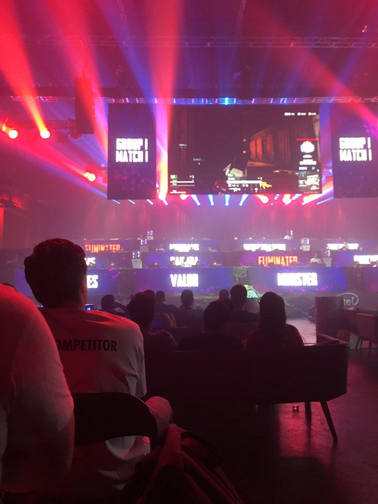 vasili_pubg's tweet photo. The #RedBullFightorFlight event is on today !! 

Tune in at https://t.co/eKntAVoTG1 

We will be playing at around 4:30pm AEDT, but feel free to tune into the qualifiers for the last 6 spots. The winner of this will be heading over to LA !

#TeamImmunity https://t.co/MvnHi4sWhN