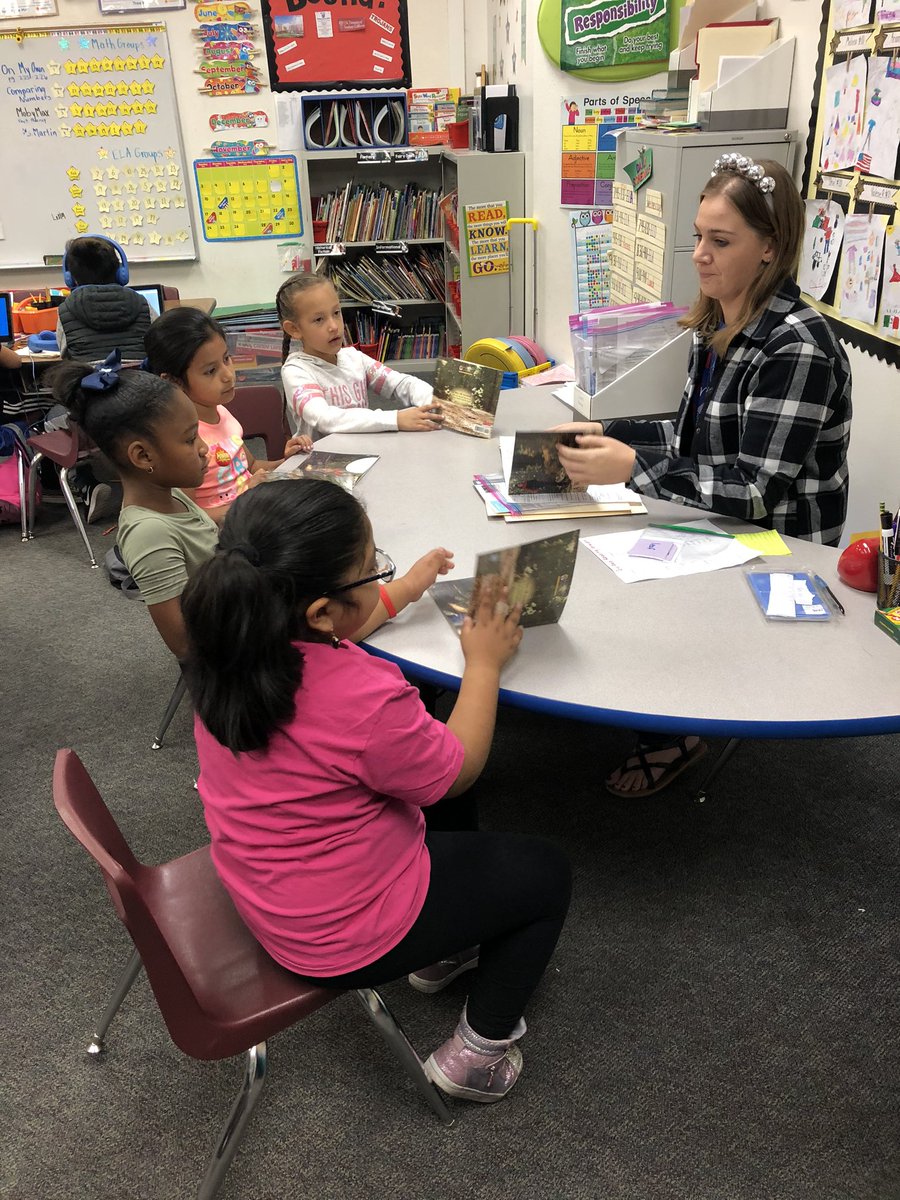 FUSD_Maple's tweet image. United 2Read classrooms in action! #differentiatedlearning #united2read