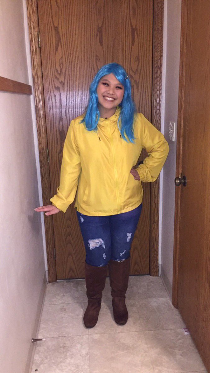 ItsLynnette's tweet photo. Went as Coraline Jones this year 😁🎃 #Halloween https://t.co/1v7mfJMXum